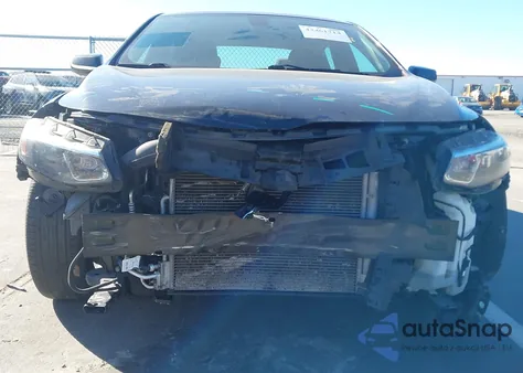 2018 Chevrolet Malibu Lt z USA, uszkodzony, nr VIN 1G1ZD5STXJF247940